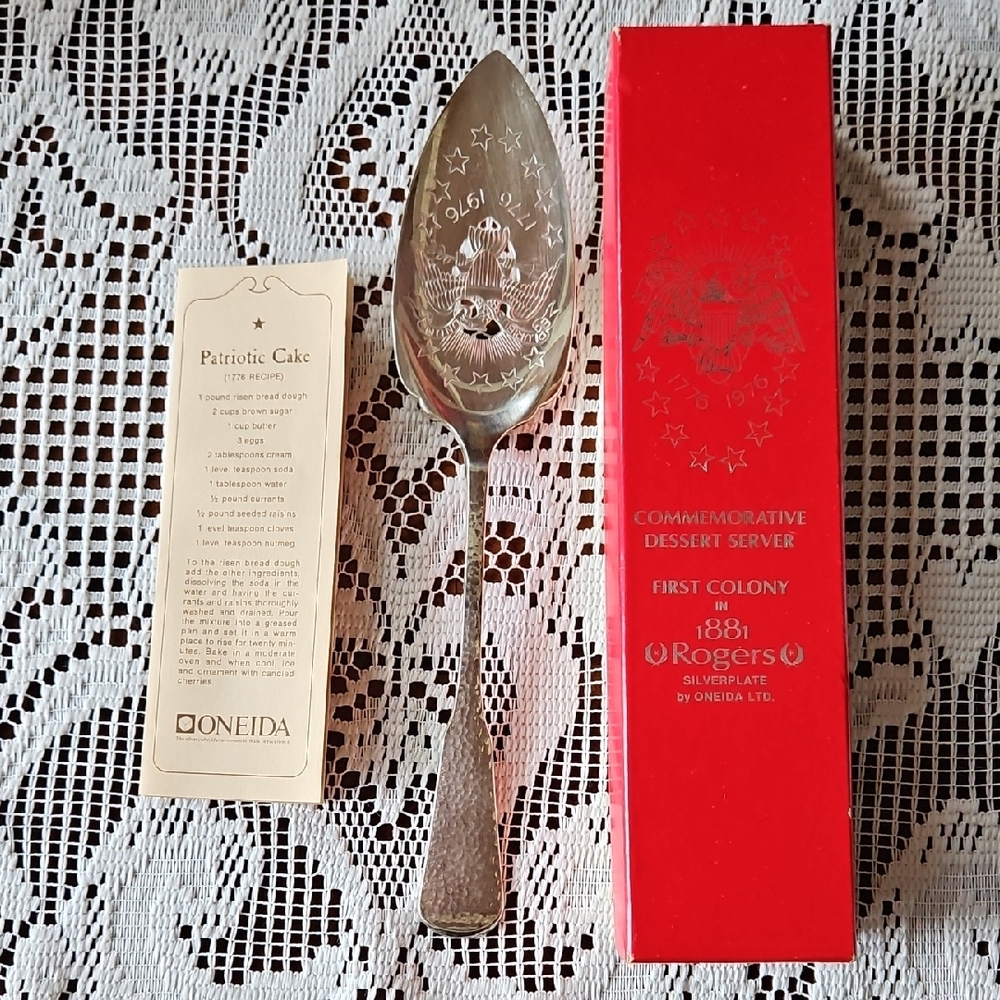 VTG 1976 Commemorative Dessert Server First Colony Rogers Silverplate Oneida Ltd